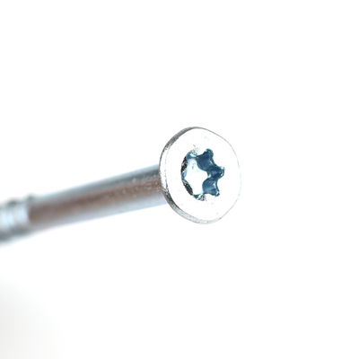 Metrische zinkplatering Torx Flat Head Bolt M6 120mm voor zelfklapende betonnen ankerbolten