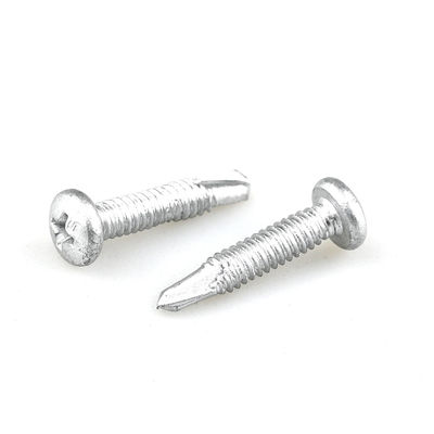 Gecoate schroeven voor het dak met een schroef met een dwarsdoorsnede voor het metalen dak met een schroef